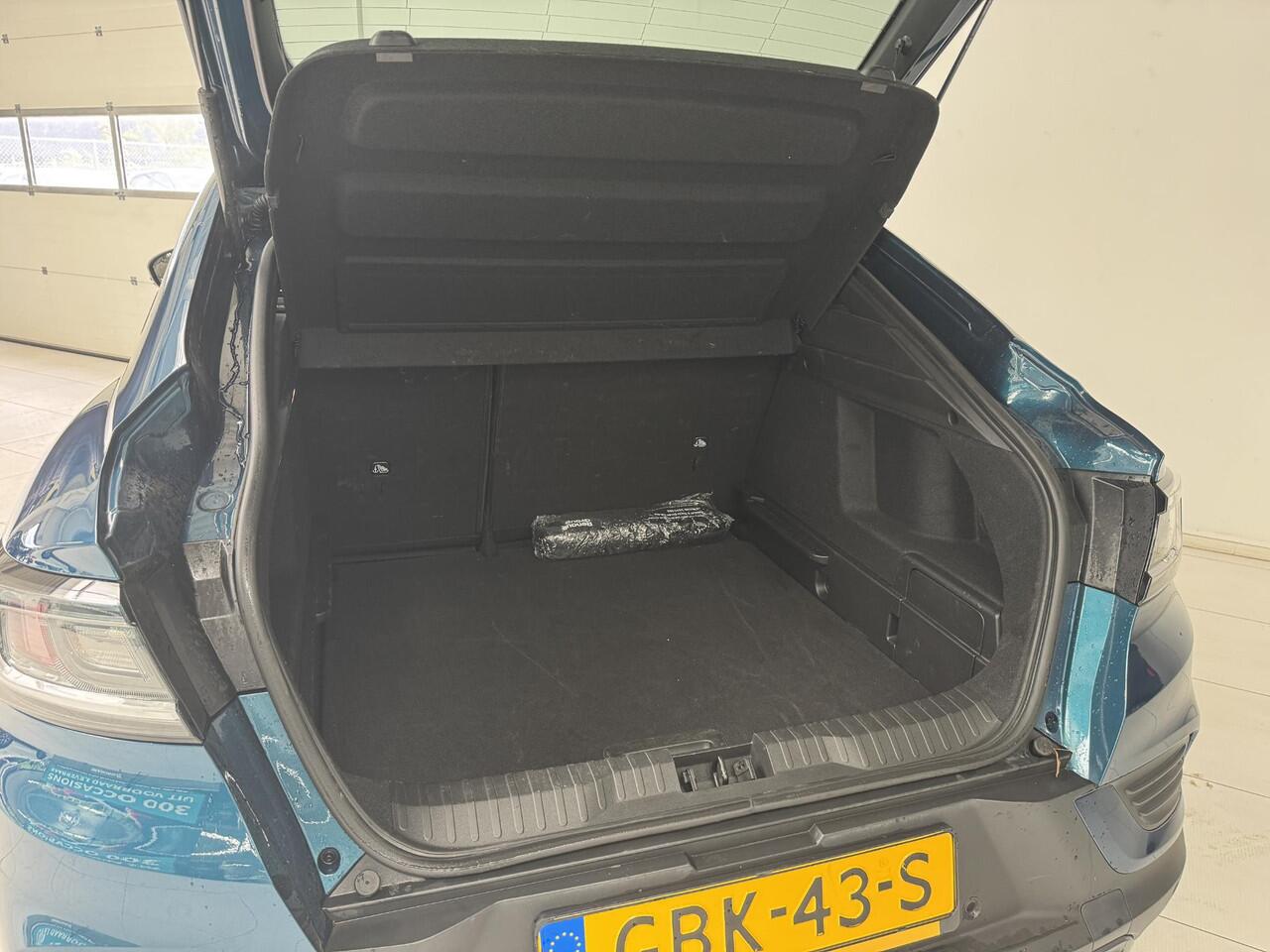 Renault Arkana 1.6 E-Tech full hybrid 145 esprit Alpine | Panoramadak | Bose | Adaptieve cruise control | Camera |