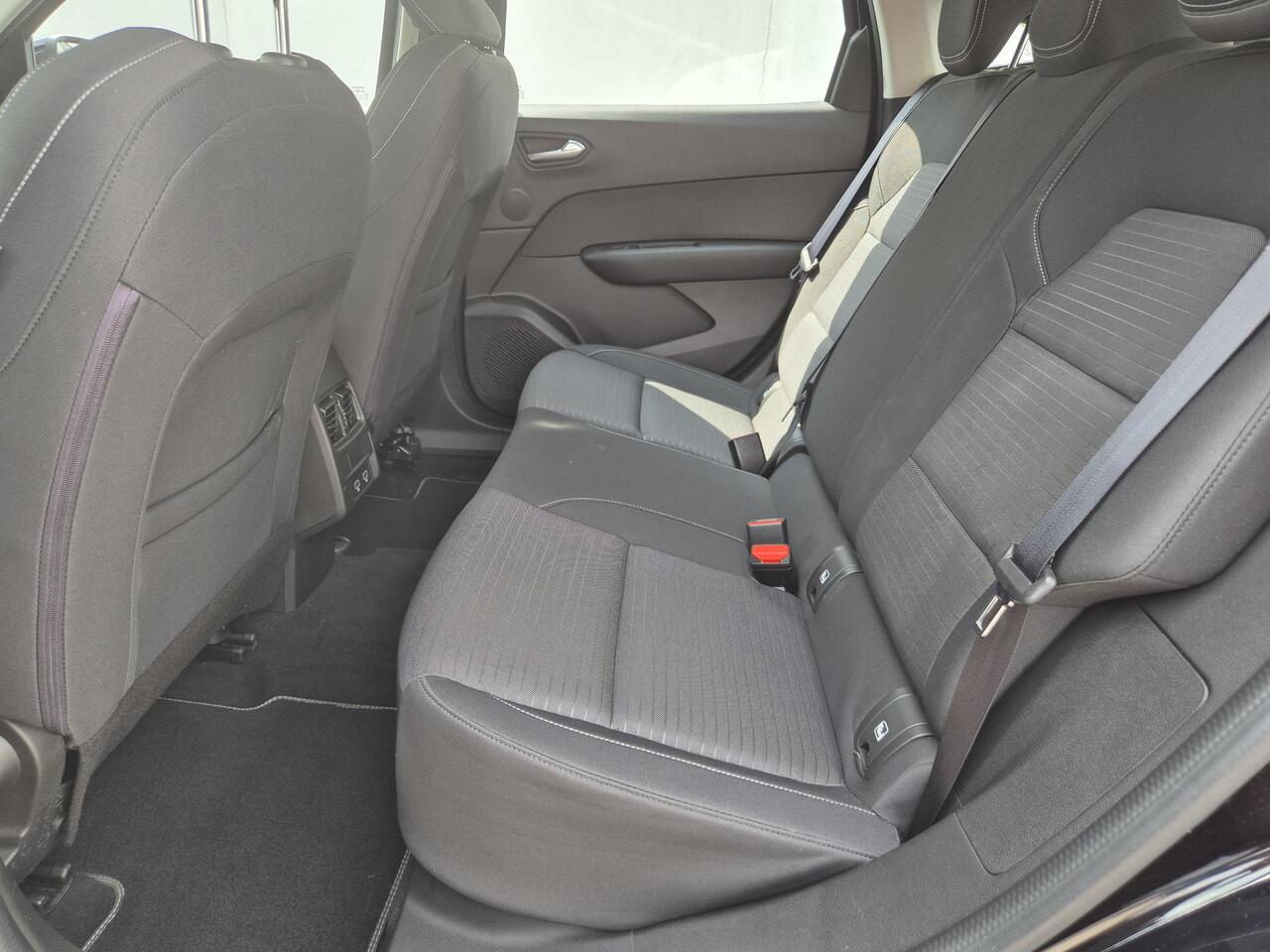 Renault Arkana 1.6 E-Tech full hybrid 145 Evolution Automaat / Apple Carplay Android Auto / Cruise control / Achteruitrijcamera / Keyless Entry/Start / Navigatie / Climate control / Lichtmetalen wielen 17" /