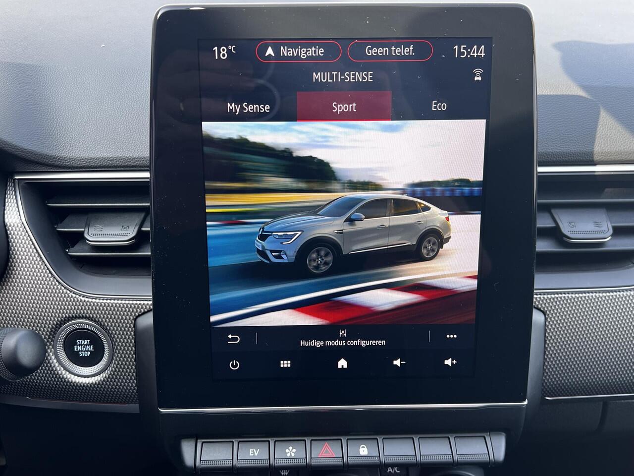 Renault Arkana 1.6 E-Tech full hybrid 145 techno Automaat / Fabrieksgarantie tot 13-12-2026 / Adaptief Cruise Control / Navigatie / Apple Carplay & Android Auto / Dode Hoek Detectie / Climate Control /