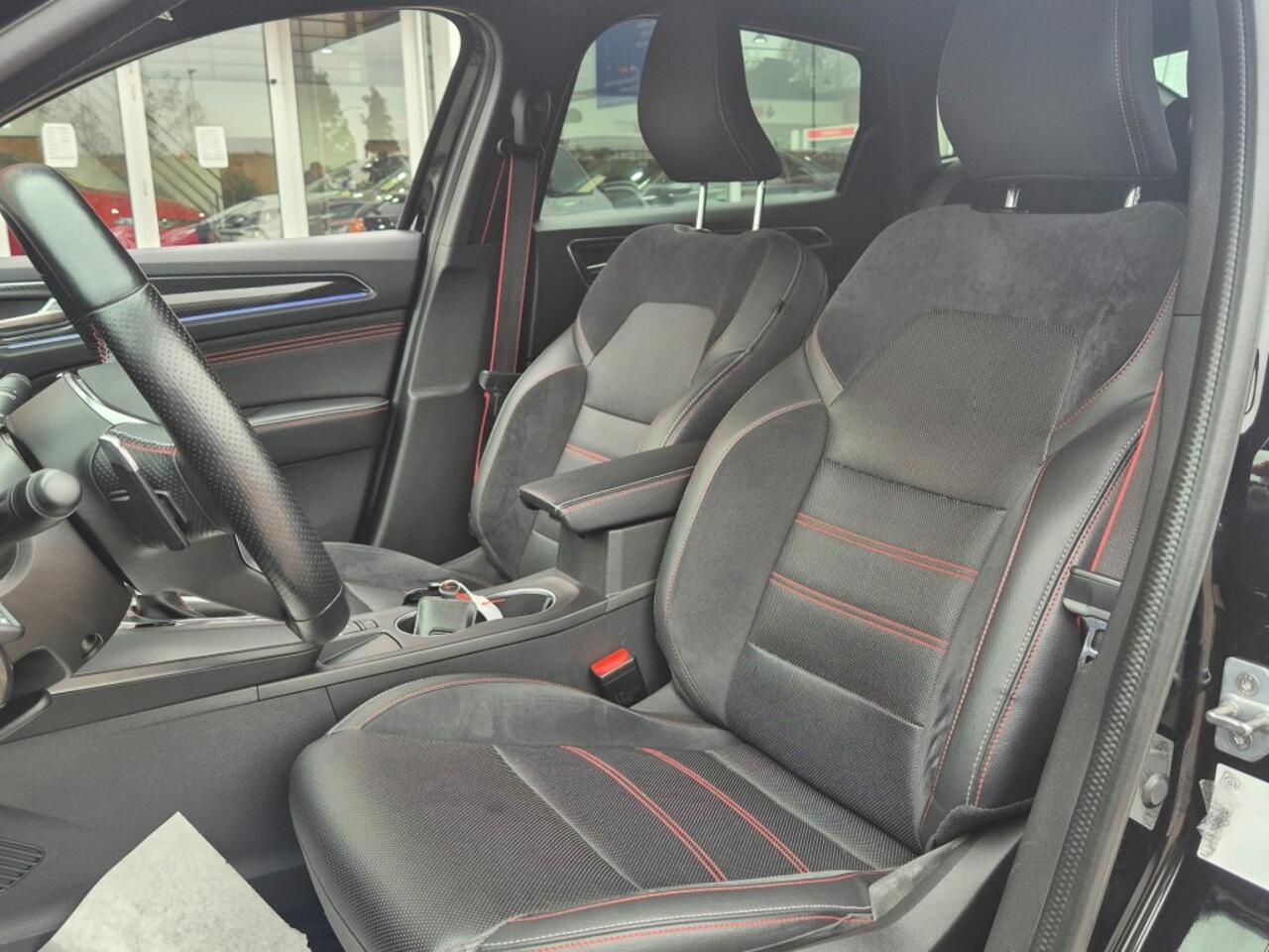 Renault Arkana 1.3TCE MHEV RS-LINE 140PK AUT. NAVI CAMERA AIRCO LMV