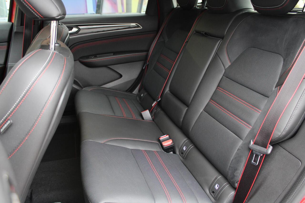 Renault Arkana 1.6 E-Tech Hybrid 145 R.S. Line | BLIND SPOT | CAMERA | PARKEERSENSOREN V+A | ADAPT. CRUISE CONTROL | CLIMATE CONTROL | CARPLAY