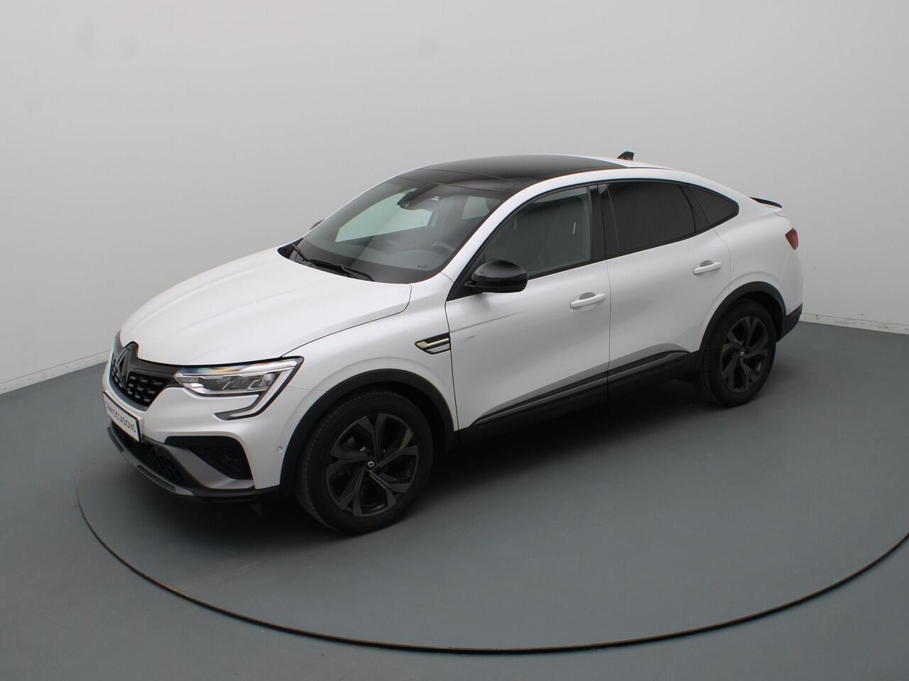 Renault Arkana 145pk E-Tech hybrid E-Tech engineered Automaat BOSE | Camera | Adapt. Cruise | Stoel-/stuurverw. | Panoramadak | Trekhaak