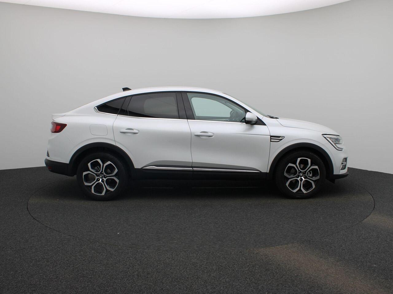 Renault Arkana 1.6 E-Tech hybrid 145 techno | Adaptieve Cruise Control incl. Stuurhulp | Blind Spot Warning | Camera | PDC Rondom | 9,3" Full-Map Navigatie | Keyless | LED-Verlichting | Draadloze Smartphonelader | Apple Carplay & Android Auto