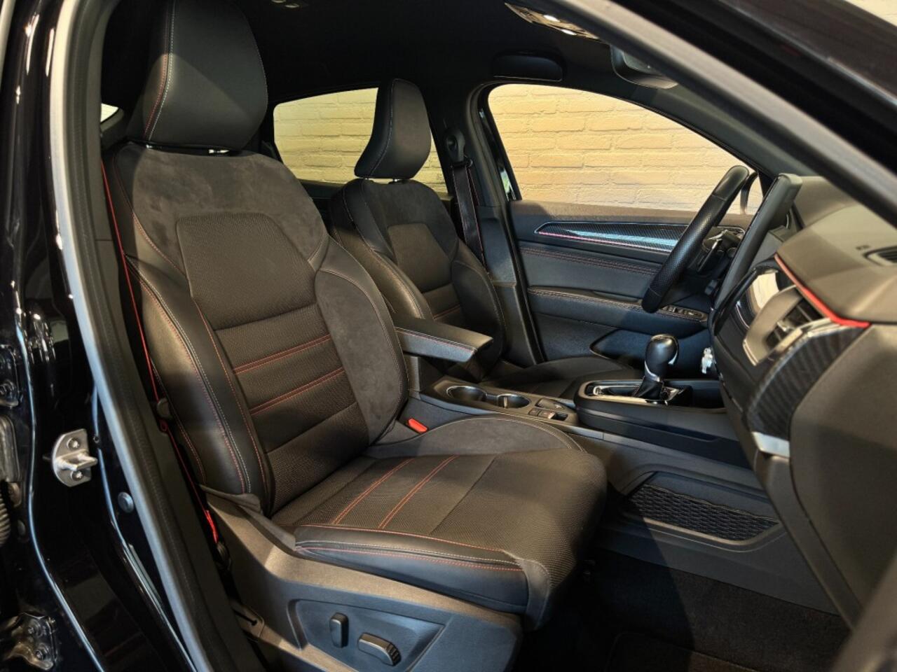 Renault Arkana 1.3 TCe Mild Hybrid R.S. Line 140pk Camera ACC Grote Navi Leder 18''