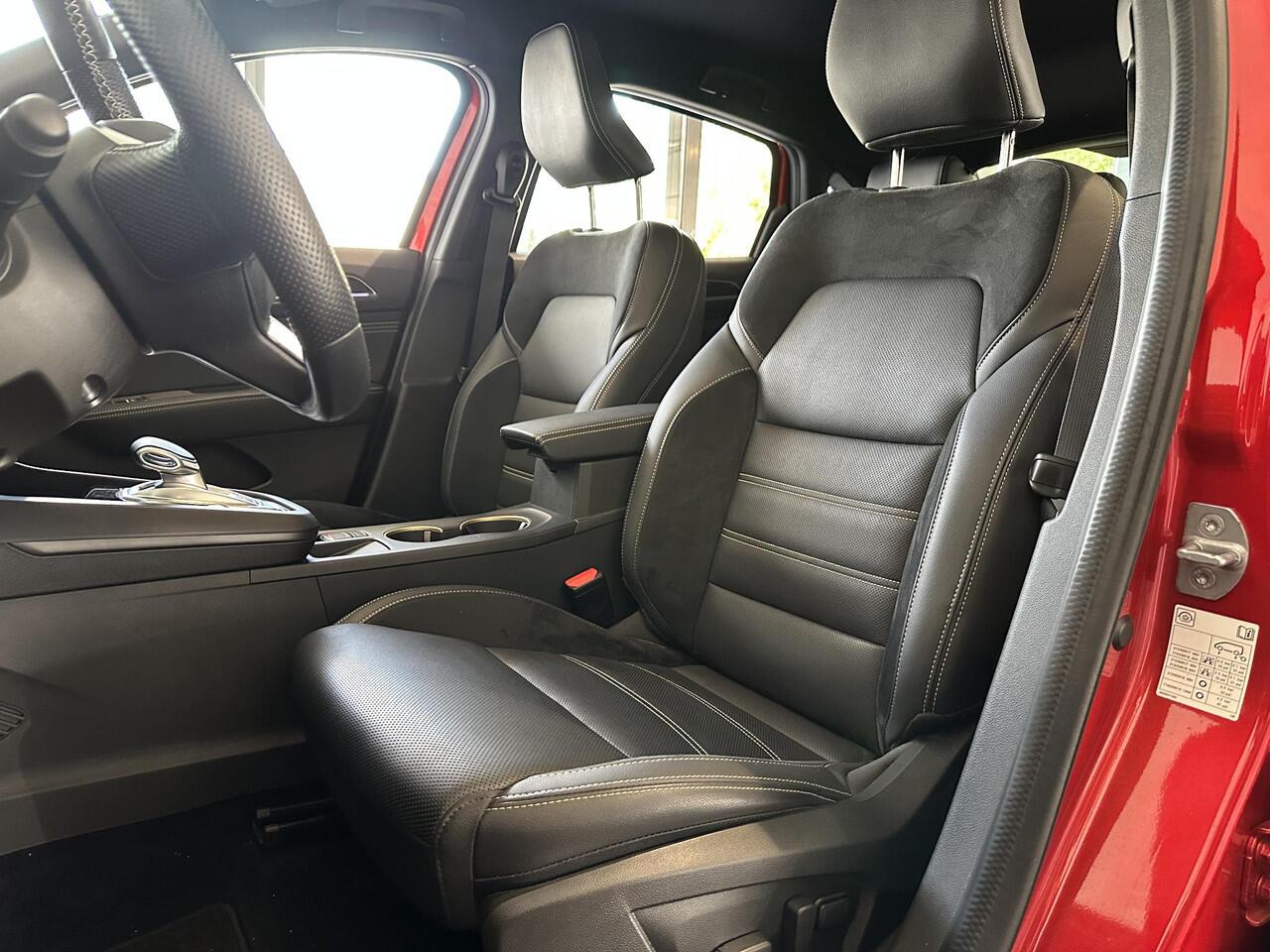 Renault Arkana 1.6 E-Tech hybrid 145 E-Tech Engineered | ADAPTIEVE CRUISECONTROL | BOSE AUDIOSYSTEEM | STOEL-/STUURVERWARMING | ACHTERUITRIJCAMERA | !VOLLE AUTO!