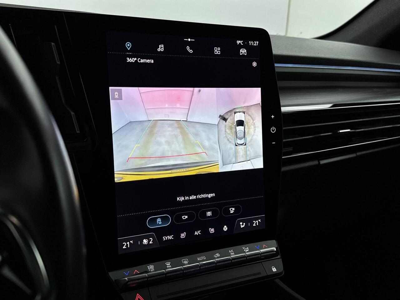 Renault Austral 1.2 E-Tech full hybrid 200Pk iconic | Google Navigatie | Ambiance Verlichting | Stoelverwarming & Stuurverwarming | Parkeersensoren & 360 Camera | 20 Inch Lichtmetalen Velgen | All Season Banden |