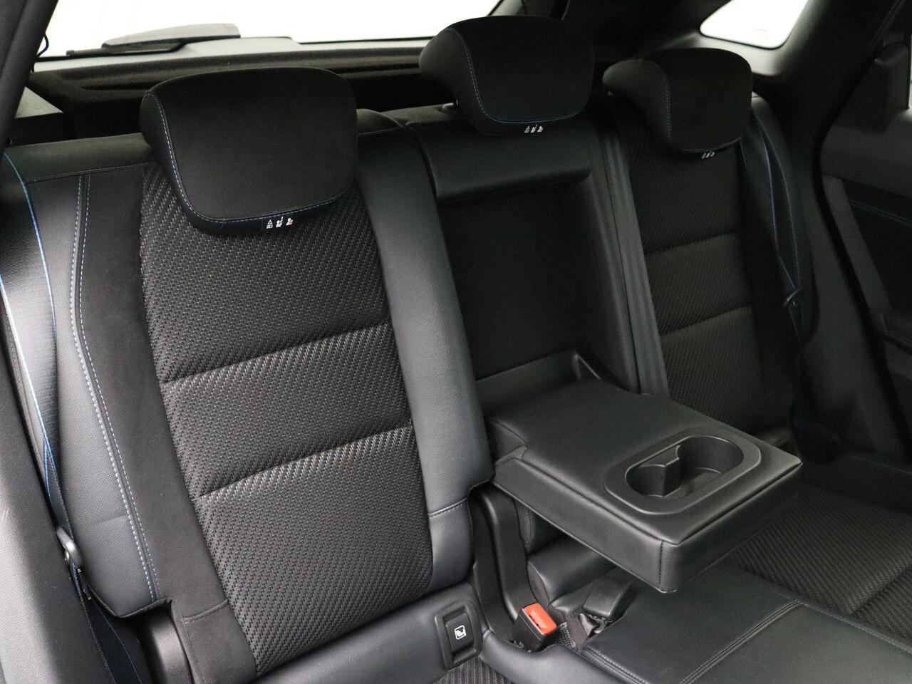 Renault Austral E-Tech full hybrid 200pk Iconic esprit Alpine | Elek. Achterklep | Stoel en Stuurverwarming | Elek. Voorstoelen met geheugen | Adaptive Cruise control |