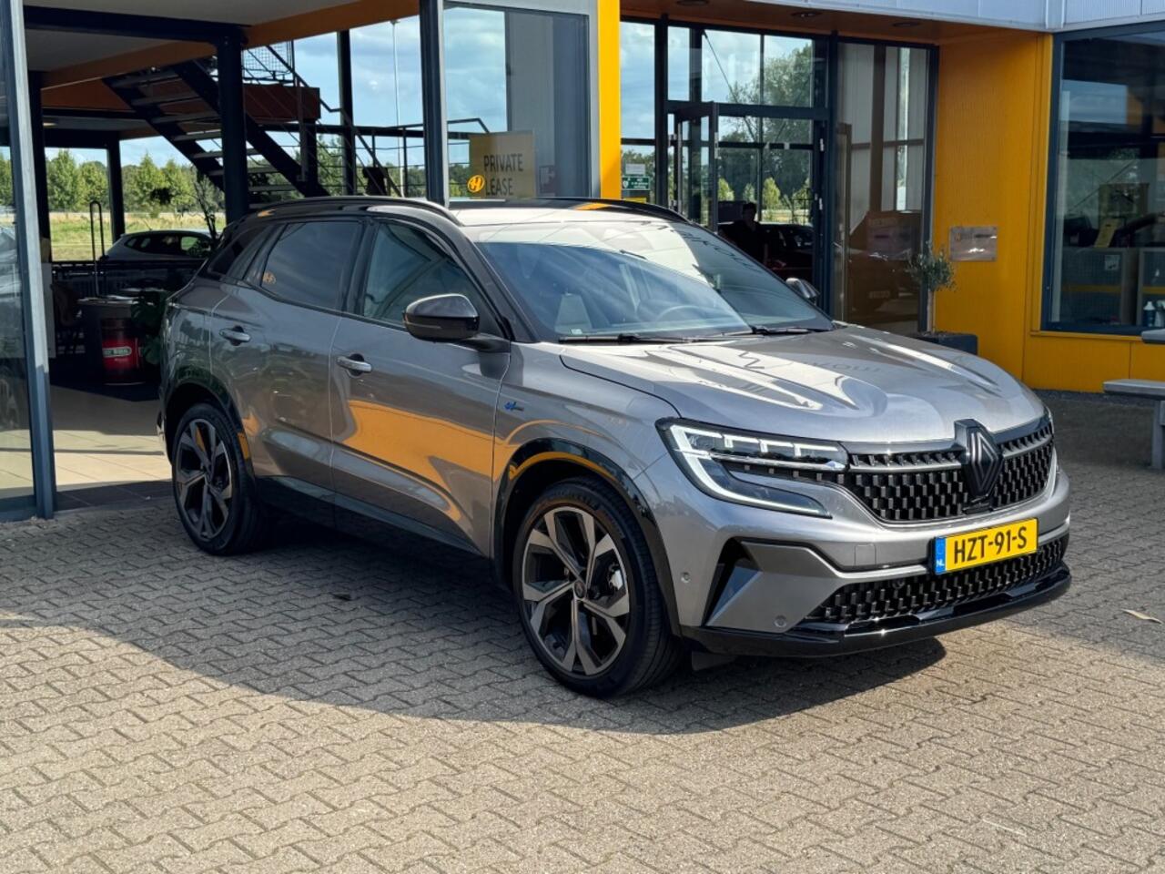 Renault Austral 1.2E-Tech Hybrid 300 Esprit Alpine