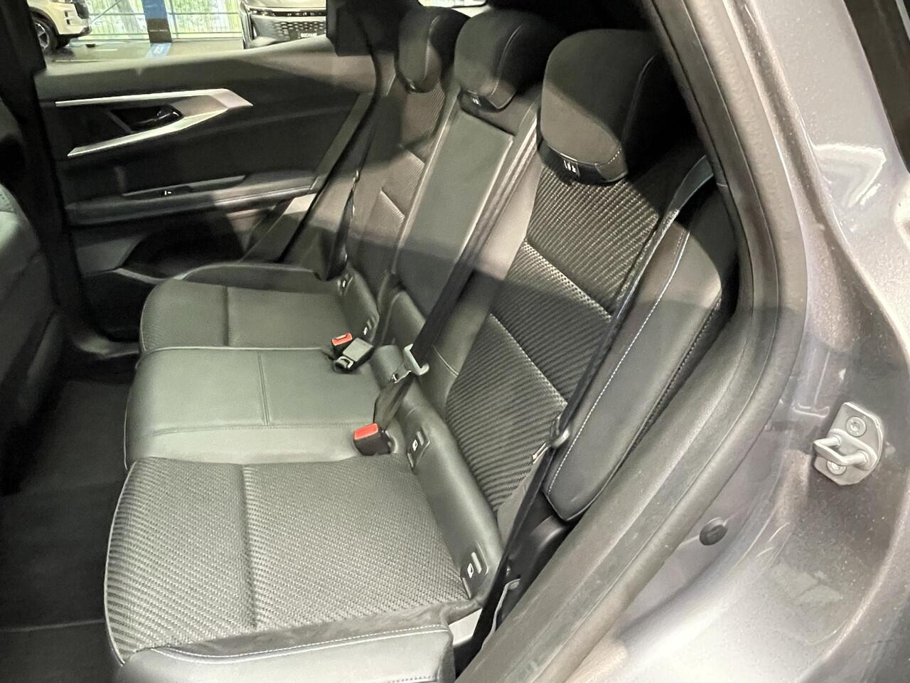 Renault Austral 1.2 E-Tech full hybrid 200 iconic esprit Alpine | Panoramadak | Navigatie | 360 camera | Adaptieve cruise controle