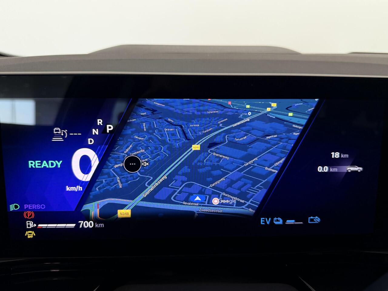 Renault Austral 1.2 E-Tech Full Hybrid 200 Esprit Alpine | Matrix LED | Harman/Kardon | Panoramadak | 4CONTROL Advanced | 360° camera | Head-Up Display