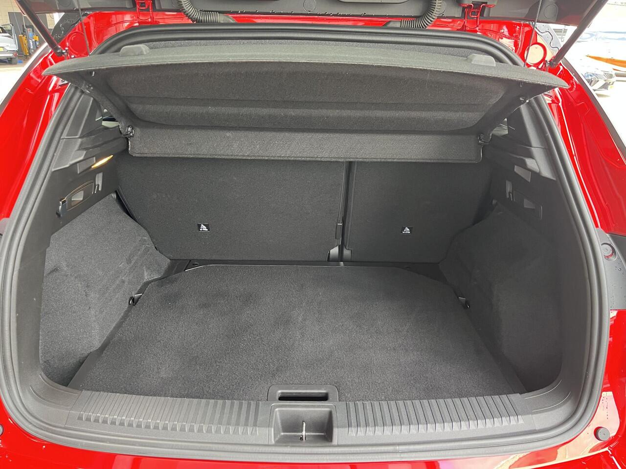 Renault Austral 1.2 E-Tech full hybrid 200 techno esprit Alpine / NAVIGATIE / APPLE CARPLAY / PARKEERSENSOREN + CAMERA /