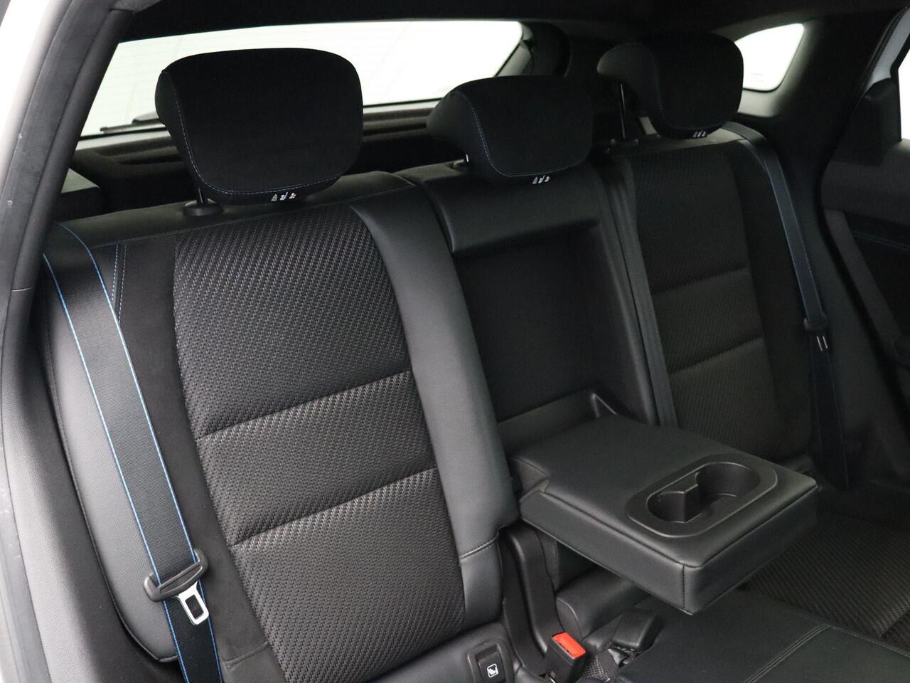 Renault Austral E-Tech full hybrid 200pk iconic esprit Alpine | Elek. Achterklep | Stoel en Stuurverwarming | Elek. Voorstoelen met geheugen | Adaptive Cruise control |