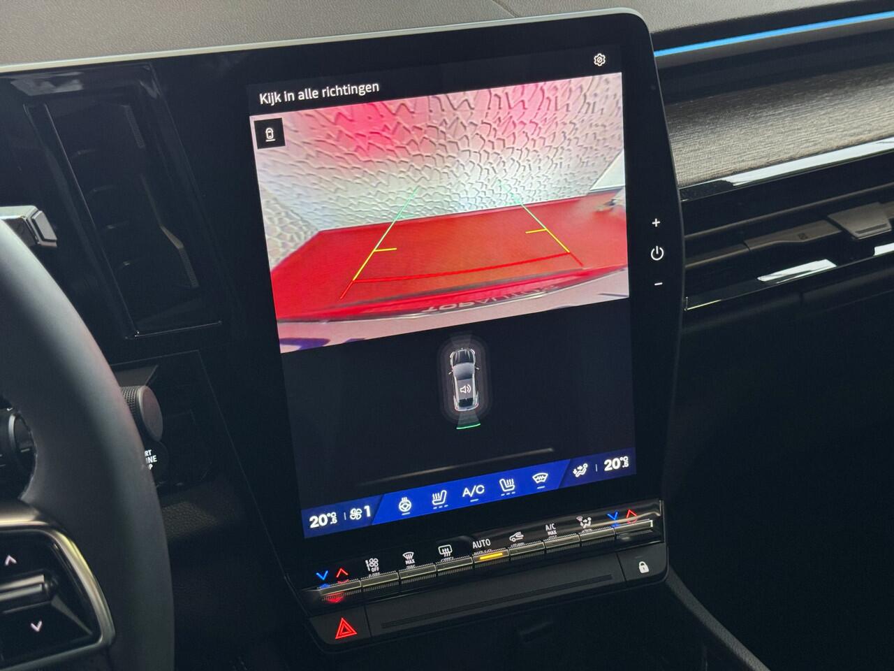 Renault Austral 1.3 160PK PANORAMA 4.CILINDER TECHNO ELEK.KLEP ELEK.STOEL NAVI STOEL/STUUR/RUIT VERW. LED LEER 1800KG MAX TREKGEWICHT