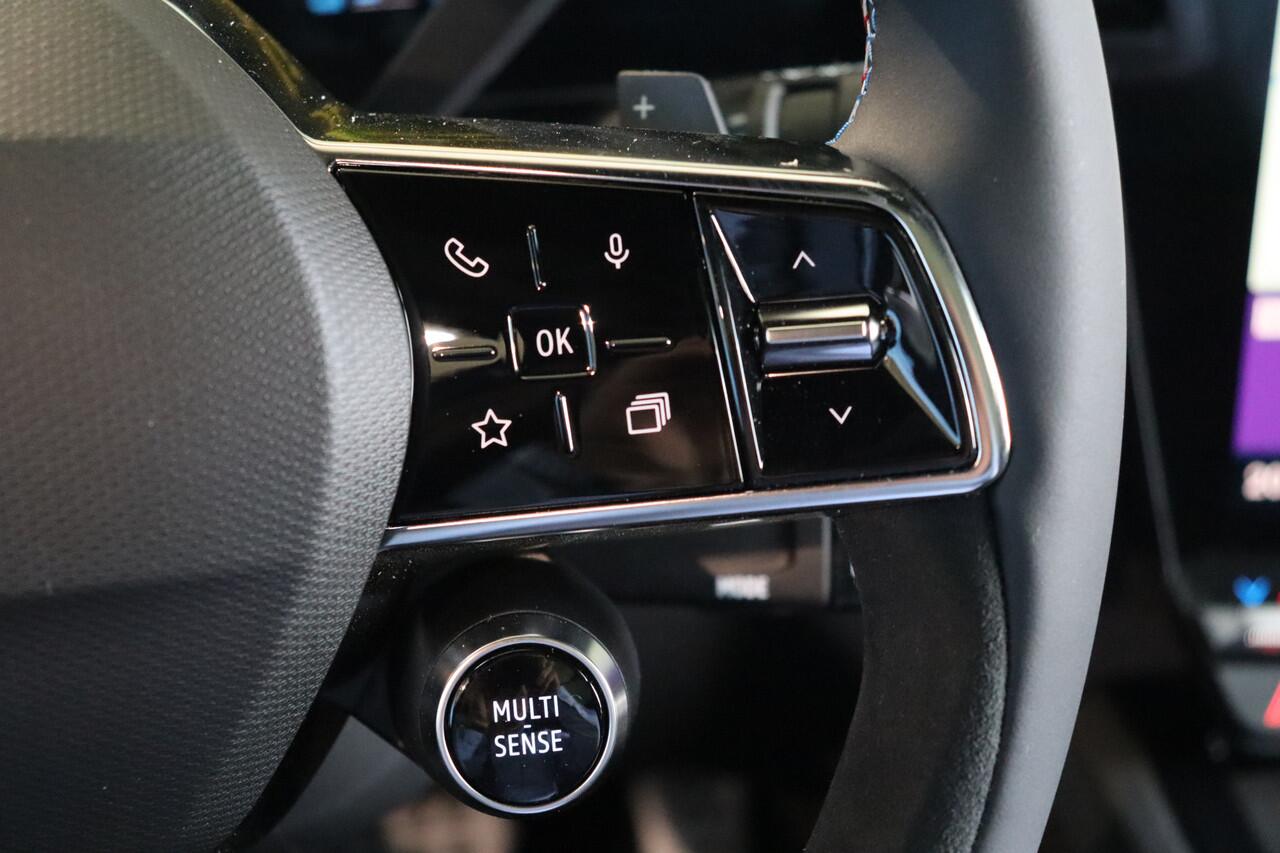 Renault Austral 1.2 E-Tech full hybrid 200 iconic esprit Alpine | ¤1000 voordeel | Nieuw uit voorraad | 4 Control | Adaptive Cruise | Panoramadak | Harman Kardon