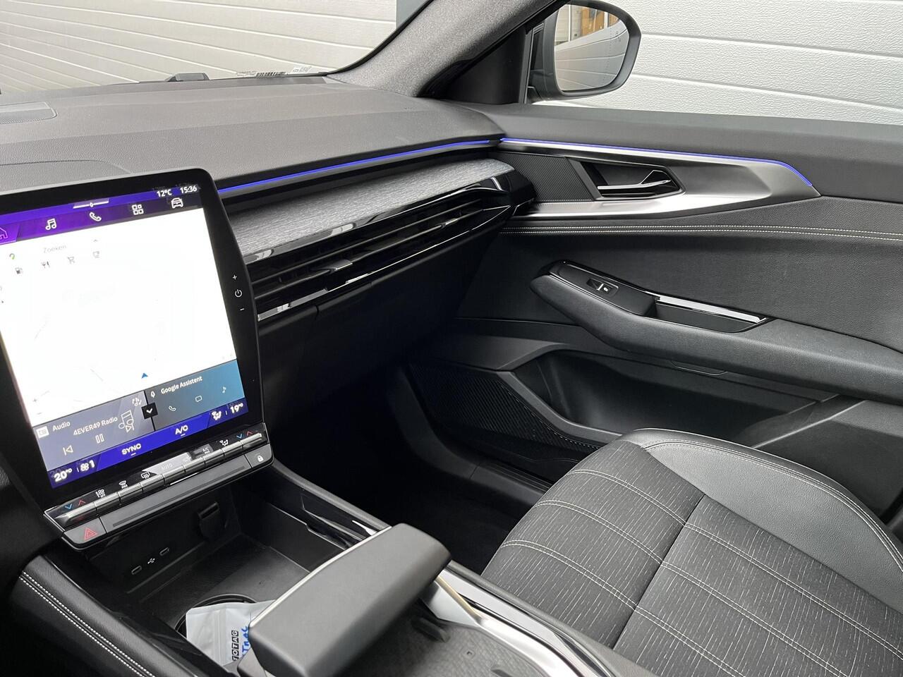 Renault Austral 1.2 E-Tech full hybrid 200 techno, Panodak