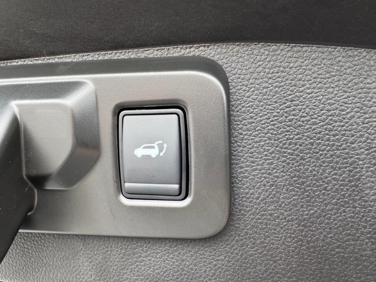 Renault Austral Iconic Esprit Alpine E-Tech Full Hybrid 200 Panodak Trekhaak