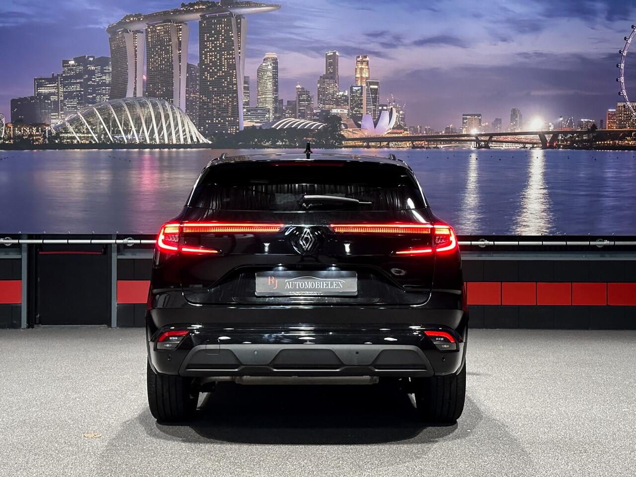 Renault Austral 1.2 mild hybrid Esprit Alpine 160PK |Panorama|Camera|Stoelenpakket|LED