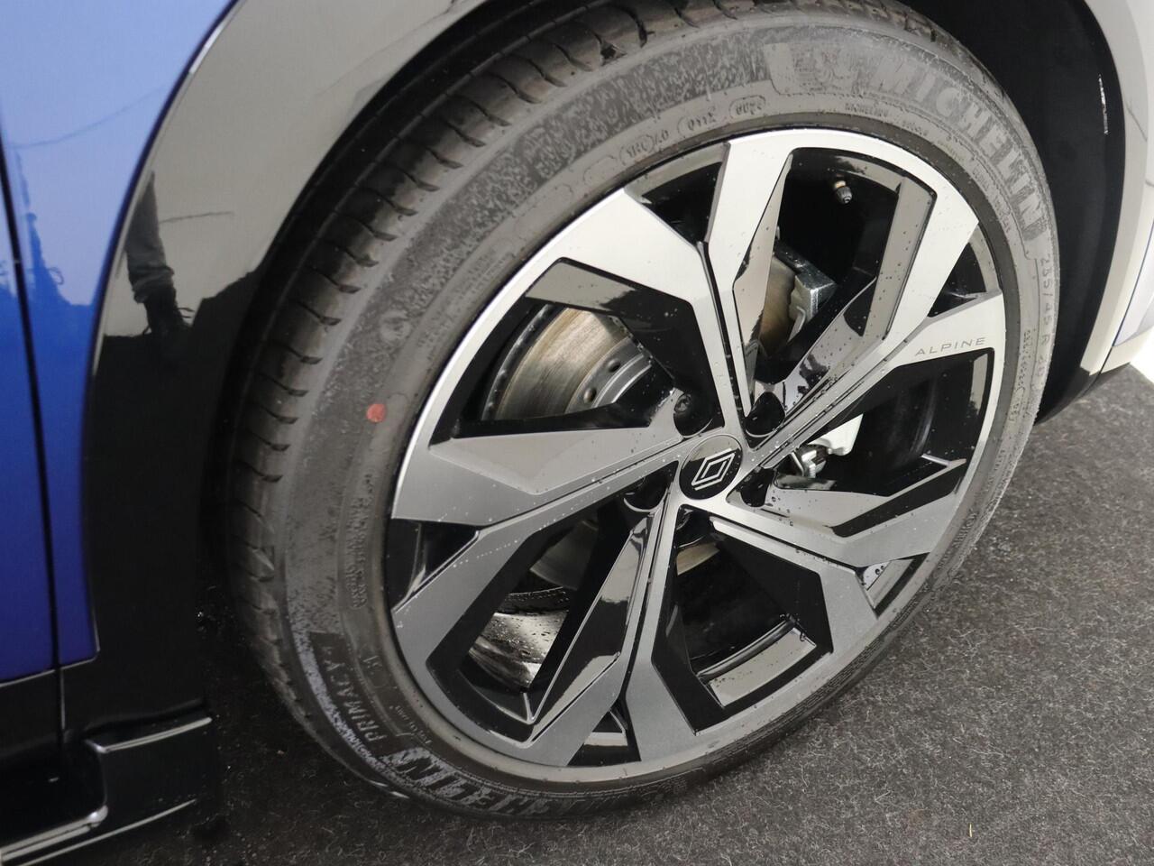 Renault Austral 1.2 E-Tech full hybrid 200 techno esprit Alpine | Sidesteps | elektrische achterklep