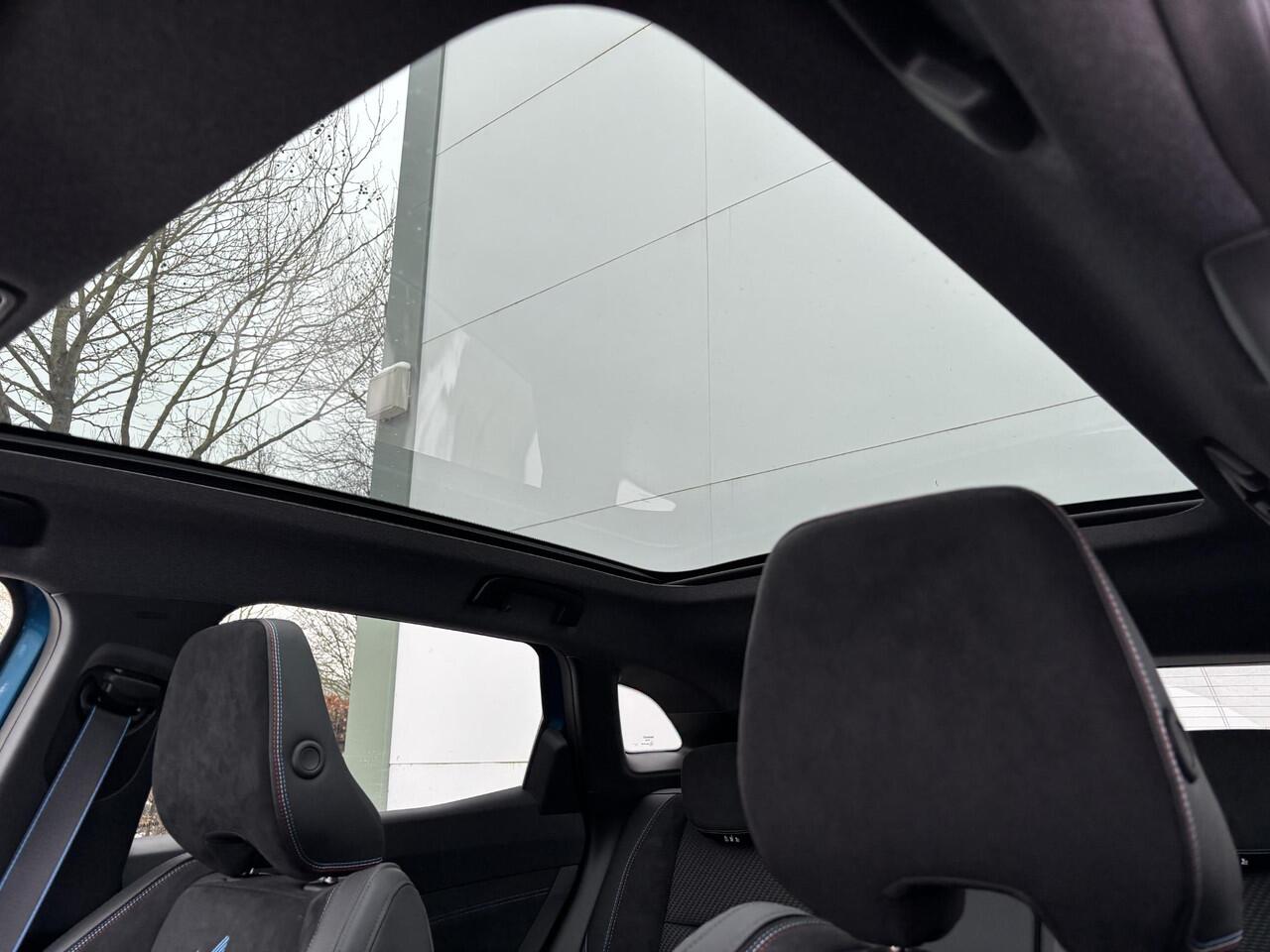 Renault Austral 1.3 mild hybrid 160 X-Tronic iconic esprit Alpine | Pack Vision | Pack around view camera | Pack Light & Sound | Aanhangwagen geremd 1800kg |