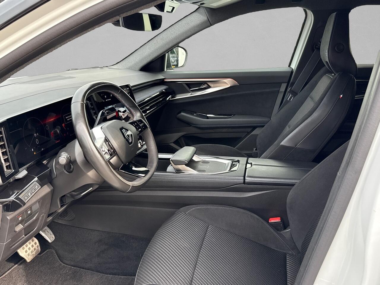 Renault Austral 1.2 mild hybrid 160 X-tronic techno esprit Alpine ELECTR. KOFFERDEKSEL / 360 CAMERA