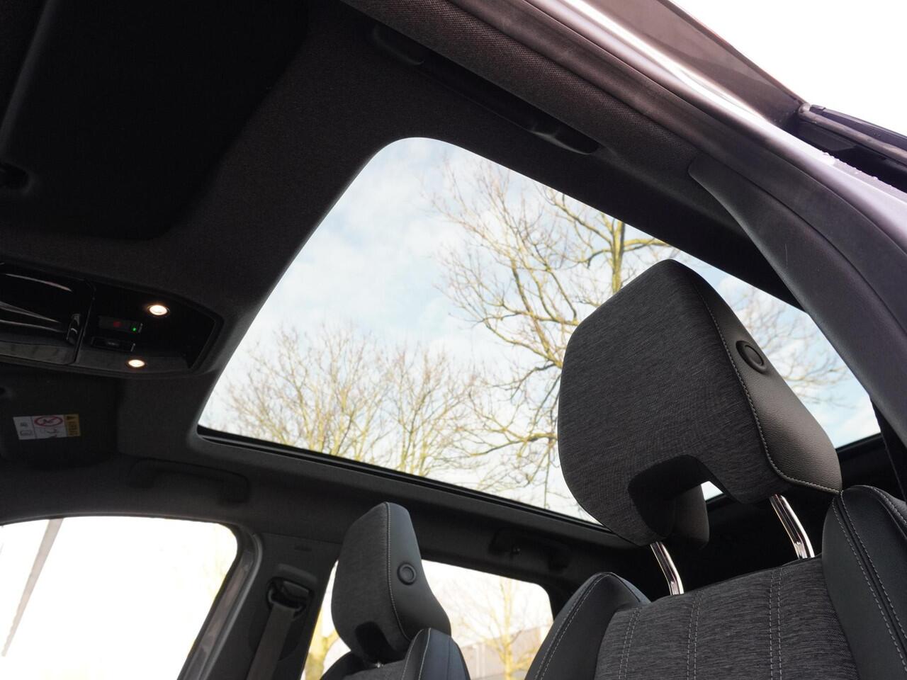 Renault Austral 1.2 E-Tech full hybrid 200 techno AUTOMAAT / 10.000KM / NAVI / PANO / 360° CAMERA / BLINDSPOT / PDC 360 / PRIVACY GLASS / DAKRAILS / PACK SAFETY / 19'' LMV