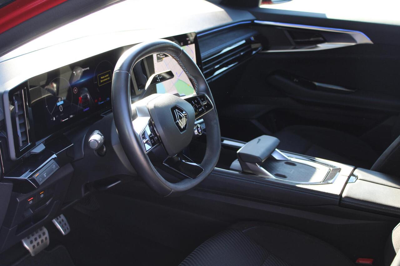 Renault Austral 1.2 E-Tech full hybrid 200 techno esprit Alpine | GARANTIE TOT 2031 | ONDERHOUDSCONTRACT | AFNEEMBARE TREKHAAK | PACK SAFETY | PACK DRIVING ASSIST