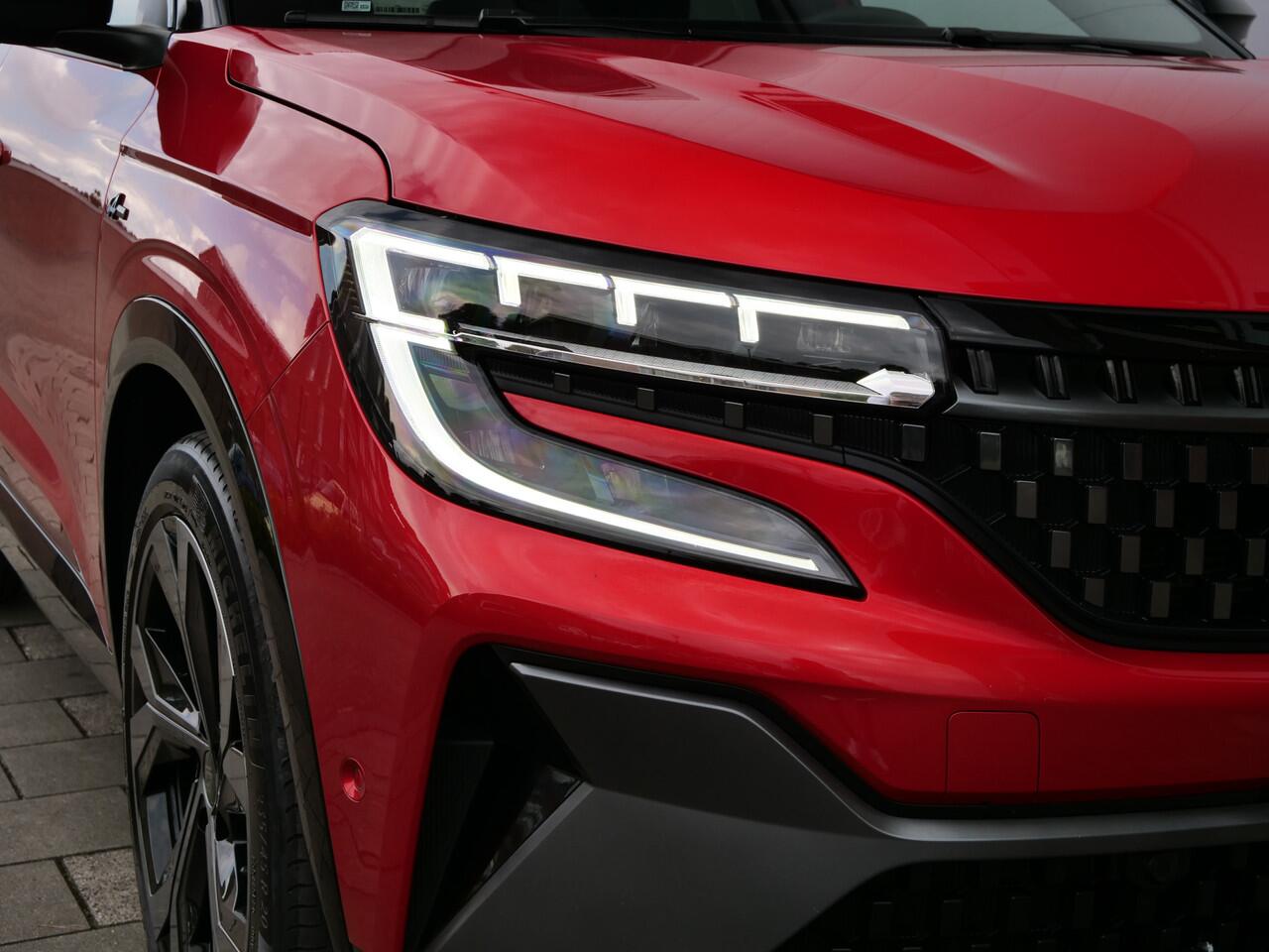 Renault Austral 1.2 200 Pk E-Tech full hybrid iconic esprit Alpine Automaat DAB / Apple Carplay / 20 inch / Camera