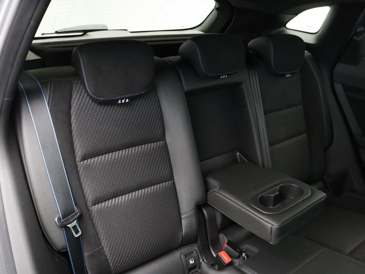 Renault Austral E-Tech full hybrid 200 techno esprit Alpine | Stoelverwarming | Elektrische voorruitverwarming | Adaptive cruise control |