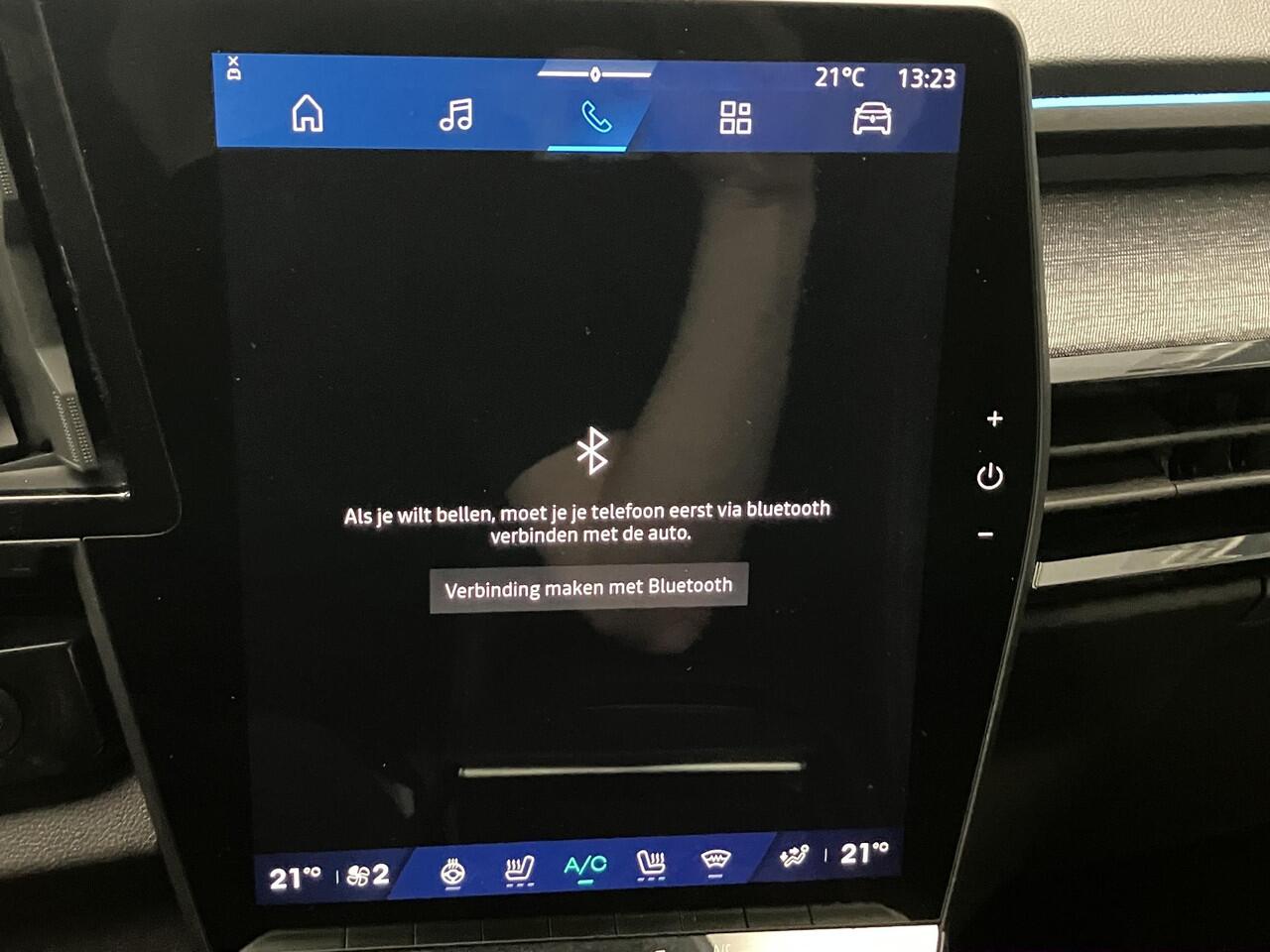 Renault Austral 1.3 mild hybrid 160 X-Tronic techno Automaat / 1.800 kg Trekgewicht / Achteruitrijcamera / Stuur-, stoel- en voorruitverwarming / Navigatie / Apple Carplay Android / 19" LM wielen /