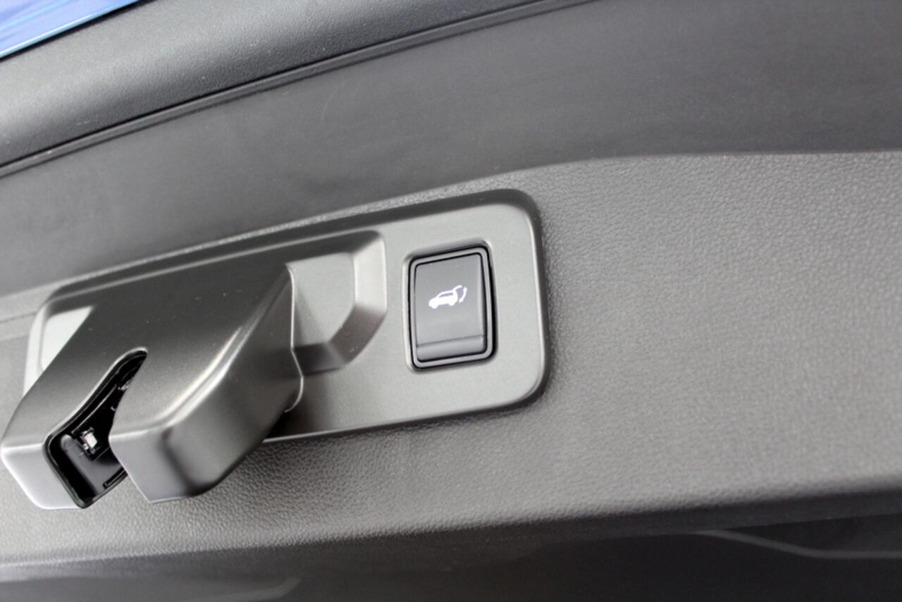 Renault Austral 1.2 mild hybrid 160 X-Tronic techno, AUTOMAAT | STOEL/STUUR/RUITVERWARMING | CAMERA | LED | ELEC-ACHTERKLEP