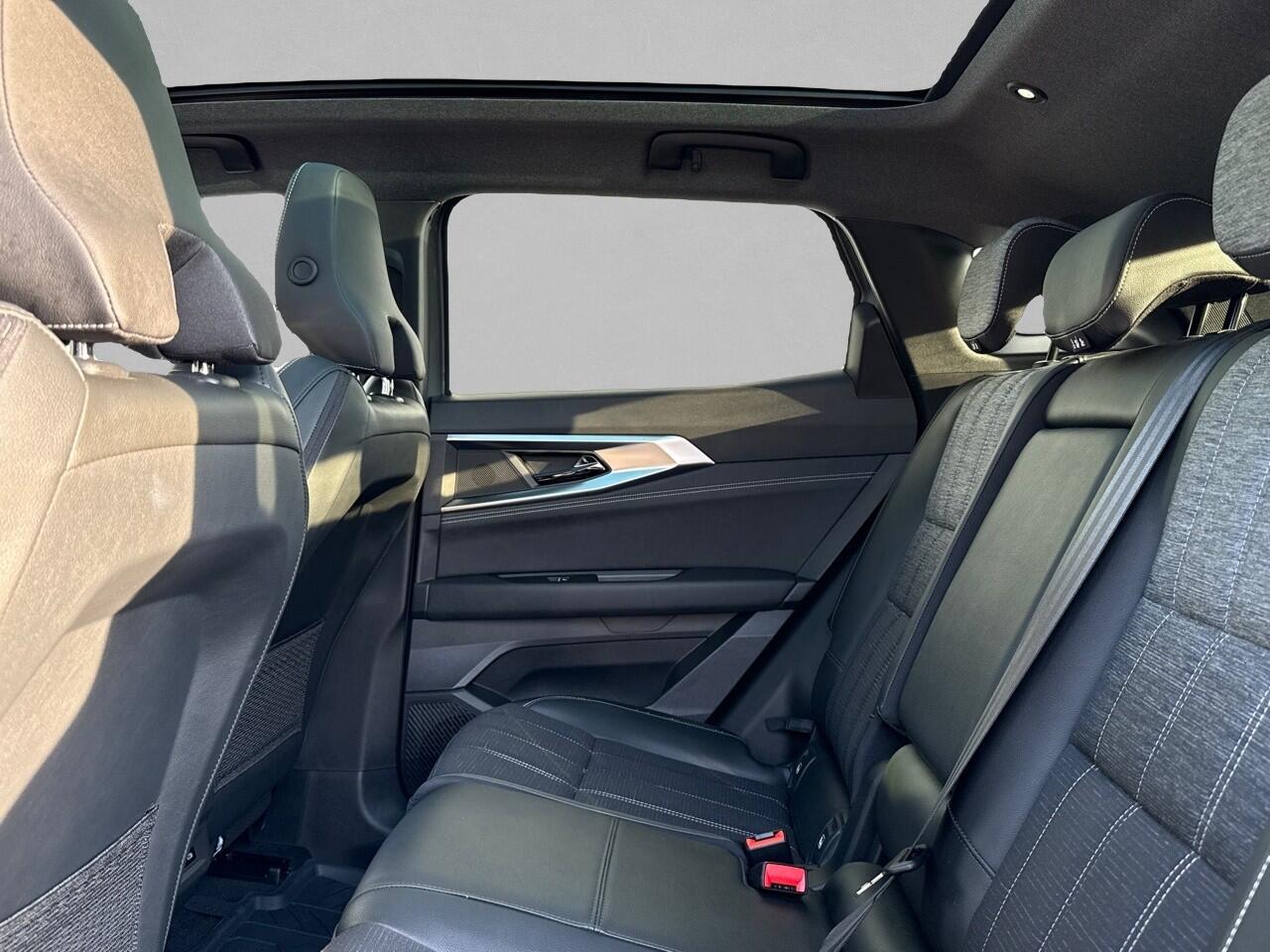 Renault Austral 1.2 E-Tech full hybrid 200 techno PANORAMA / CAMERA / ELECTRISCHE KOFFERDEKSEL / FABRIEKSGARANTIE TOT 01.2027