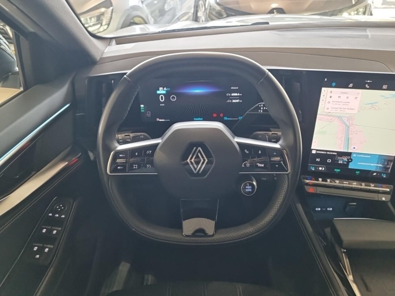 Renault Austral 1.2 E-Tech full hybrid 200 techno TREKHAAK / CAMERA / ELECTRISCHE KOFFERDEKSEL / FABRIEKSGARANTIE TOT 01.2028