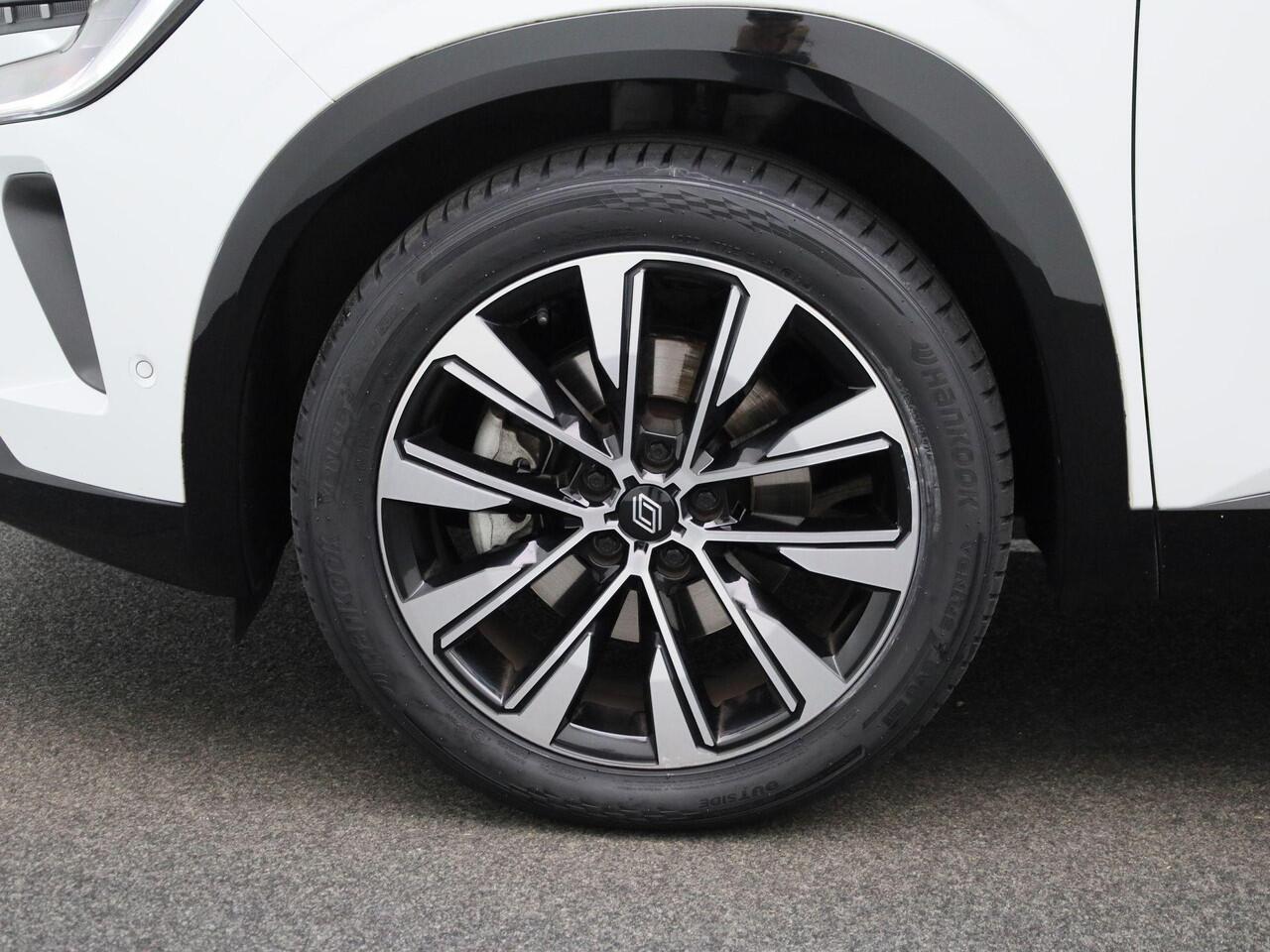 Renault Austral 1.2 E-Tech full hybrid 200 techno | Achteruitrijcamera | Apple CarPlay/Android Auto | Blind Spot Warning | Climate Control | Cruise Control | Draadloze Oplader | Grootlichtassistent | Keyless | Parkeersensoren Voor en Achter |