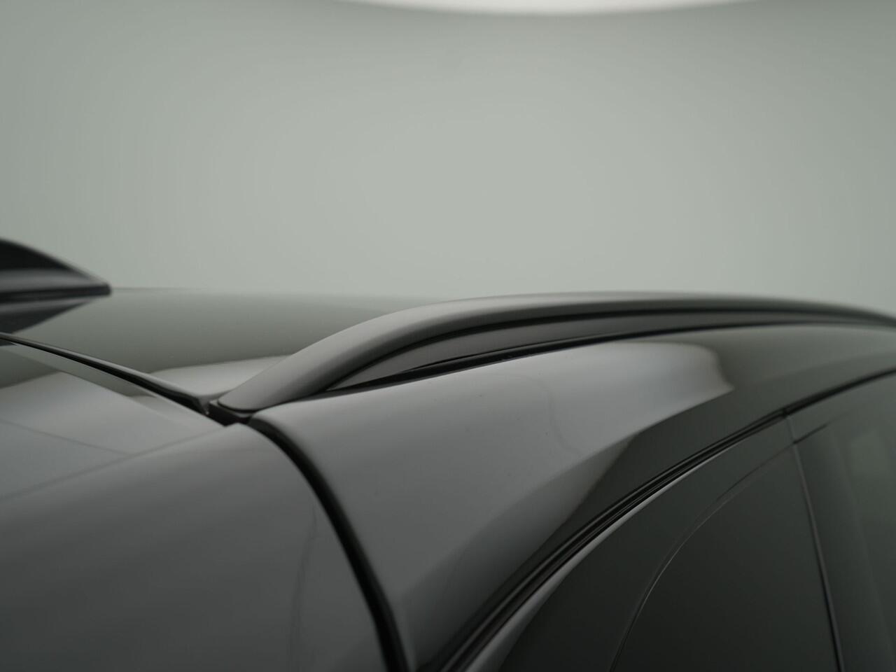 Renault Austral E-Tech Full Hybrid 200 Iconic Esprit Alpine - RIJKLAARPRIJS - Panoramadak - Harman Kardon Audio - 360 Graden Camera - Adaptieve Cruise Control