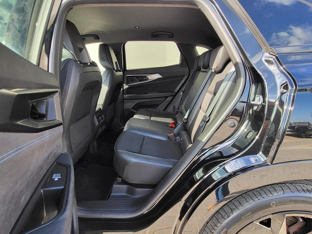 Renault Austral E-Tech full hybrid 200 iconic esprit Alpine Automaat / Trekhaak 1.500kg Trekgewicht / 4 Control / Matrix Led / HUD / Navigatie / 360° camera / Apple Carplay / Android Auto /