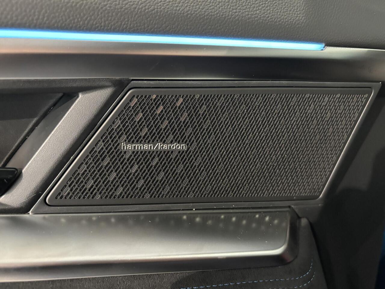 Renault Austral 1.2 E-Tech full hybrid 200 esprit Alpine / PACK AROUND VIEW CAMERA / PACK LIGHT & SOUND /