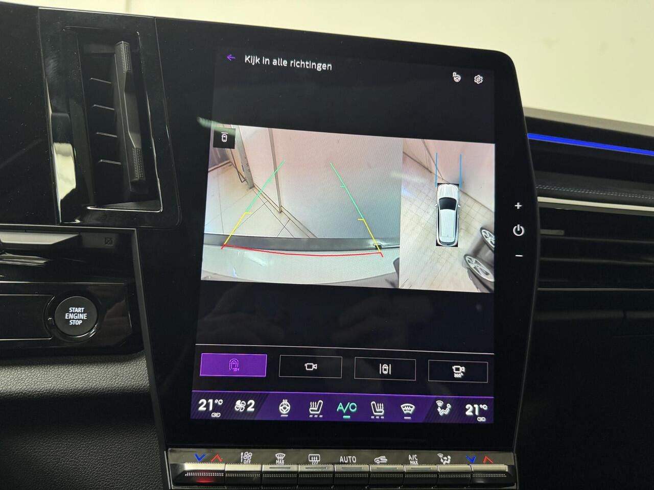 Renault Austral E-Tech full hybrid 200 iconic esprit Alpine | Panoramadak | Harman/Kardon | 360 Camera | DEMO