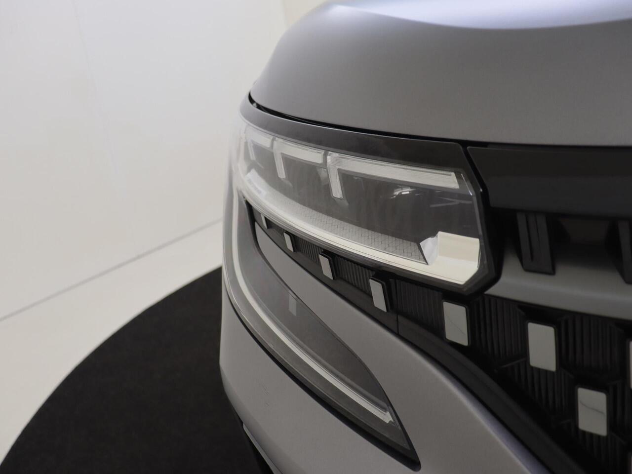 Renault Austral 1.2 mild hybrid 160pk elektrische achterklep 1800kg trekgewicht