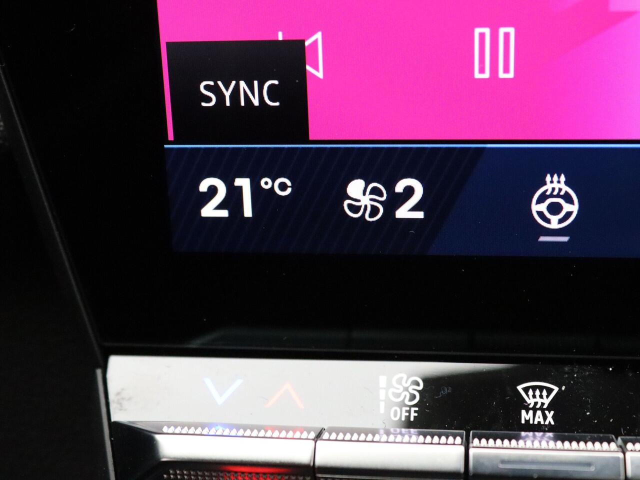 Renault Austral E-Tech Hybrid 200pk Iconic Esprit Alpine 4-Control | Adapt. cruise | Harman Kardon | Head-Up Panoramadak