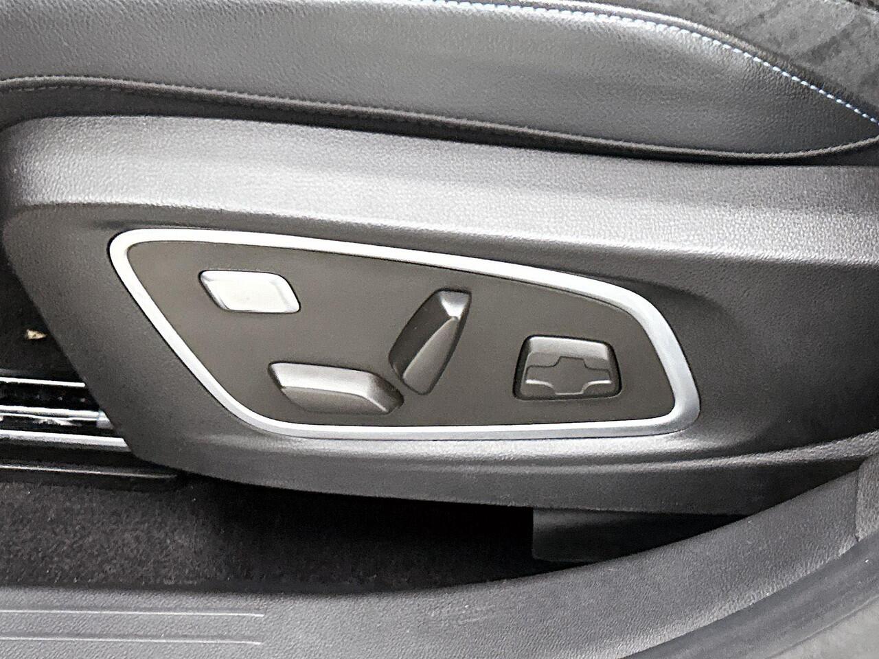 Renault Austral 1.2 E-Tech Full Hybrid Techno Esprit Alpine 200PK | Google Navigatie | Adaptieve Cruise Control | 360 Camera | Stoel- en Stuurverwarming | 20'' Zwarte Inch Lichtmetalen Velgen | Apple CarPlay & Android Auto