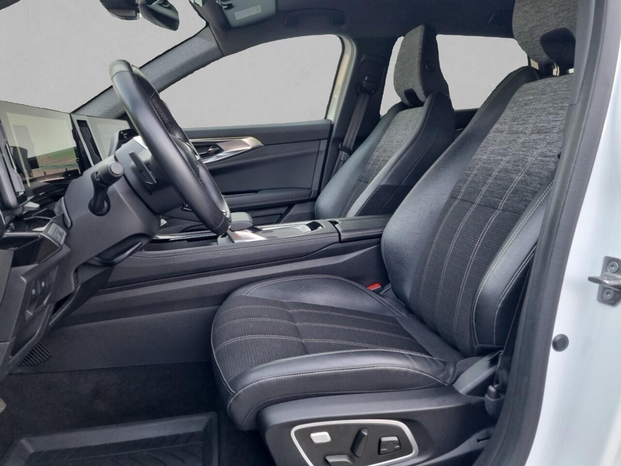 Renault Austral 1.2 Mild Hybrid 160 Techno EDC / AUTOMAAT / CAMERA / 19 INCH / 1800 KG TREKGEWICHT