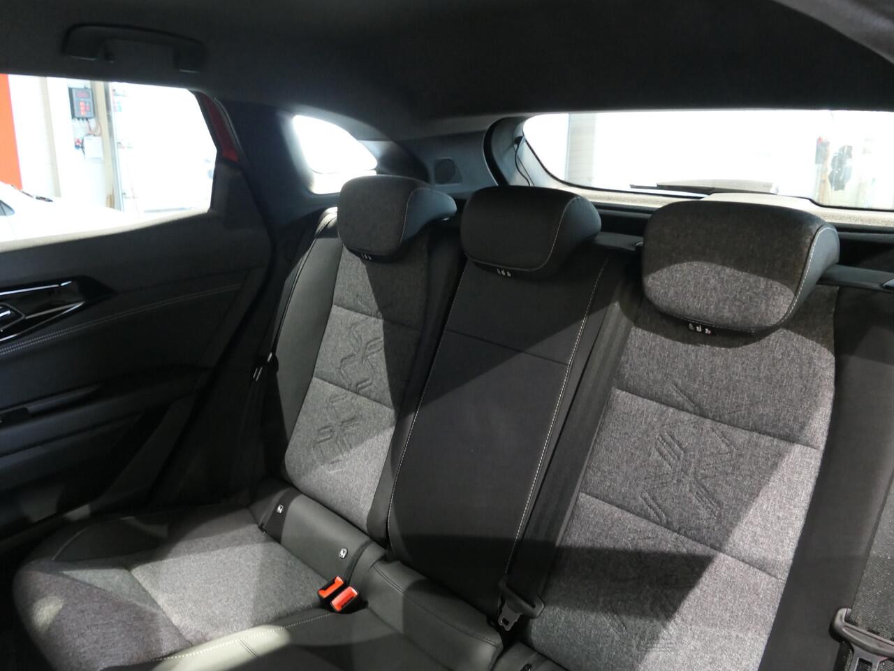 Renault Austral 1.2 E-Tech full hybrid 200 evolution - Occasion Lease vanaf ¤599 p/m - NIEUW! - Dode hoek - Uitparkeer en uitstapwaarschuwing - Adaptive cruise