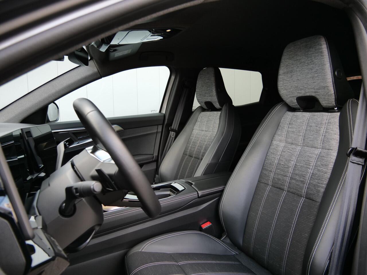 Renault Austral 1.2 Mild Hybrid 160pk Techno Automaat Navigatie / Handsfree koffer / Camera