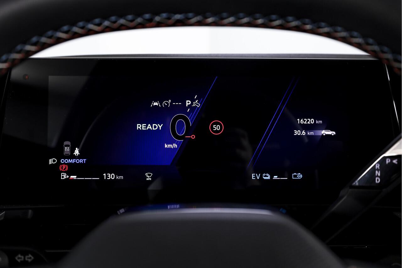 Renault Austral 1.2 E-Tech full hybrid 200 techno esprit Alpine | Dig. Cockpit | Adapt. Cruise | Stoel-+Voorruitverw. | PDC | Camera | NAV + App. Connect | ECC | DAB | LM 20" | 7639