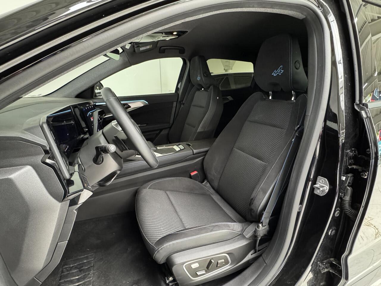 Renault Austral 1.2 E-Tech full hybrid 200 techno esprit Alpine | Navigatie | Cruise control adaptief | Camera | Elektrische stoelen |