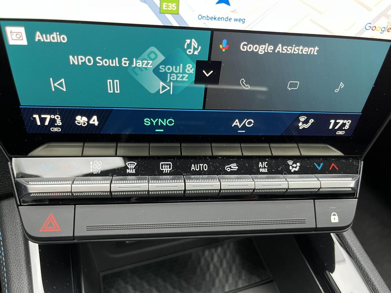 Renault Austral 1.2 E-Tech full hybrid 200 techno esprit Alpine Panoramisch vast glazen dak