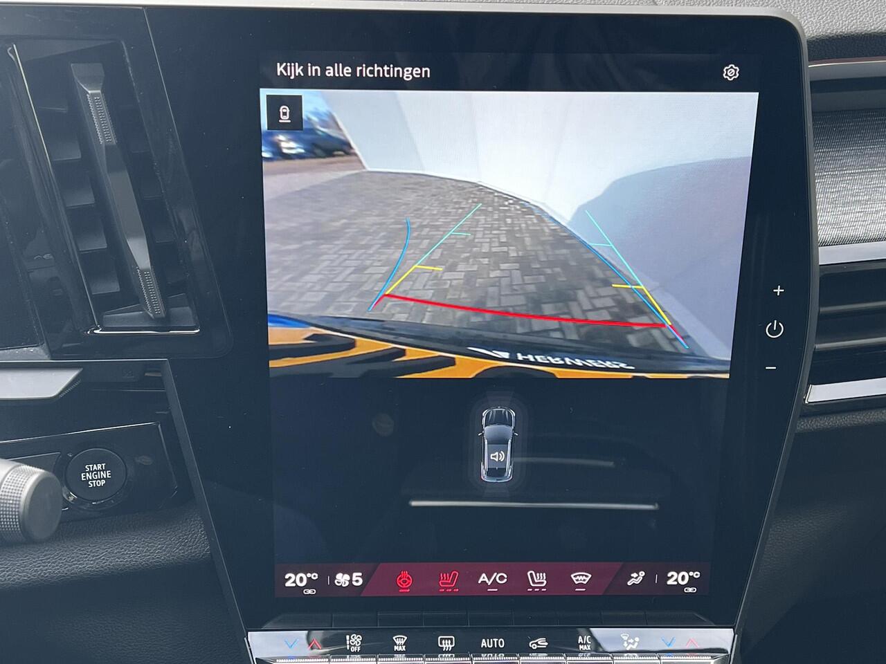 Renault Austral 1.3 mild hybrid 160 X-Tronic techno Automaat / Fabrieksgarantie tot 04-2027 / 1.800 kg trekgewicht / Stuur-, stoel- en voorruitverwarming / Navigatie / Apple Carplay Android / Adaptieve CC / 19" LM wielen /