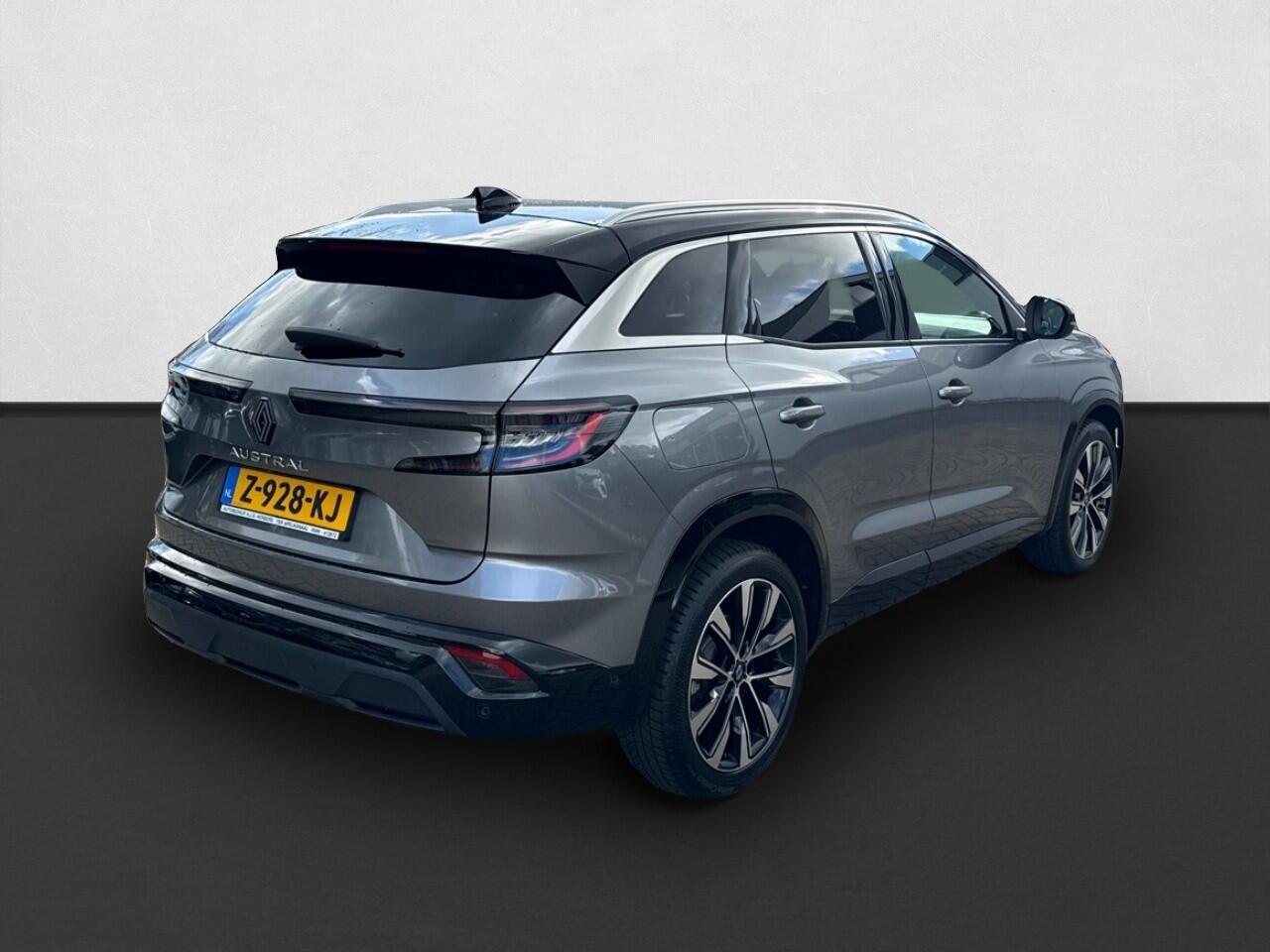 Renault Austral 1.3 mild hybrid techno EDC AUTOMAAT / PANORAMA / ALL SEASON / CAMERA