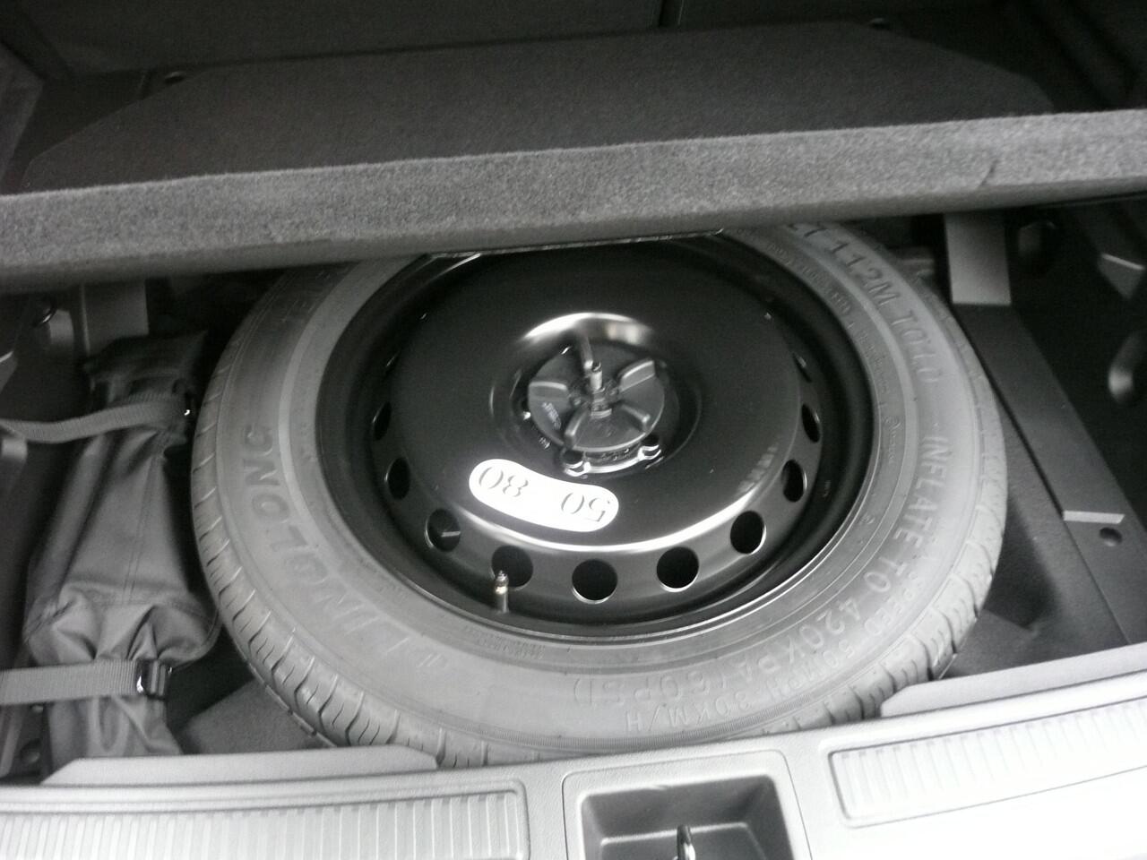 Renault Austral E-Tech full hybrid 200 AUT! Evolution NIEUW MODEL! PACK WINTER/ ADAPTIEVE CRUISE CONTROLE EN ADAPTIEVE FULL LED VERLICHTING/ PARK ASSIST V + A INCL. CAMERA/18"LM VELGEN/ ETC... RIJKLAAR!