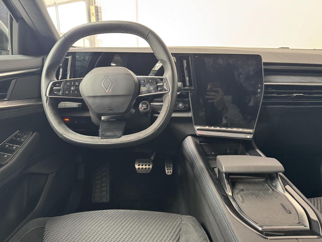 Renault Austral 1.2 E-Tech full hybrid 200 techno esprit Alpine | Navigatie | Achteruitrijcamera | Elektrisch verstelbare stoelen | Cruise control adaptief |